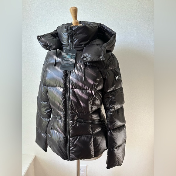 Mackage Madalyn Lustrous Down V Jacket Black - Picture 7 of 14